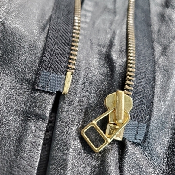 Bod & Christensen Genuine Leather Asymmetrical Zip Mini Black Skirt - Picture 12 of 15